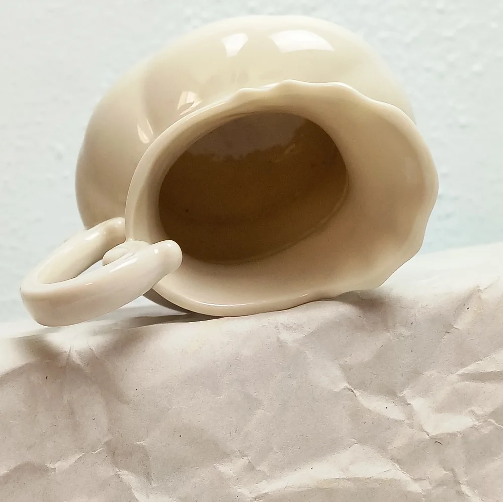 Lenox Colonial Ceramic Pitcher Creamer Syrup Off White
